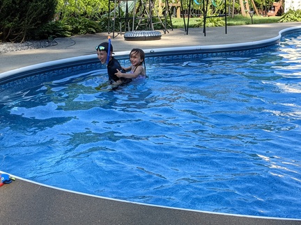 Bubba Giddy Up in the Pool