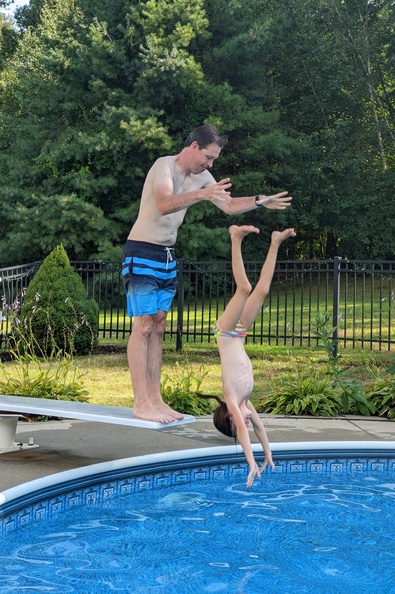 Teaching Evie to Dive.MP