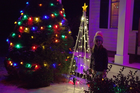 Evie By the Light Up Trees.CR2